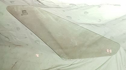 Szyba tył stała L PN Caro
