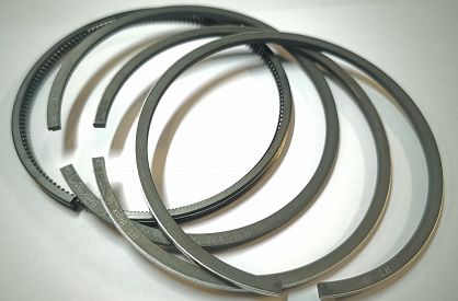 Pierścienie tłoka N 105,0 4p Władimirec T - 25