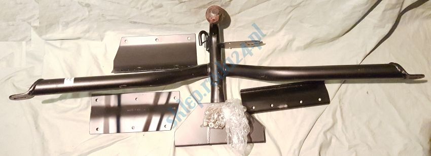 Hak holowniczy FSO 1500 z mocowaniem  Steinhof